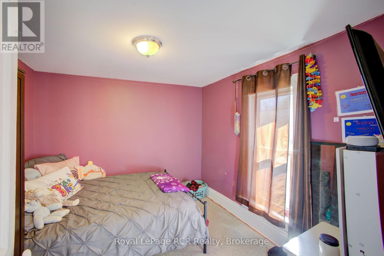 145 FREDERICK STREET E - 12