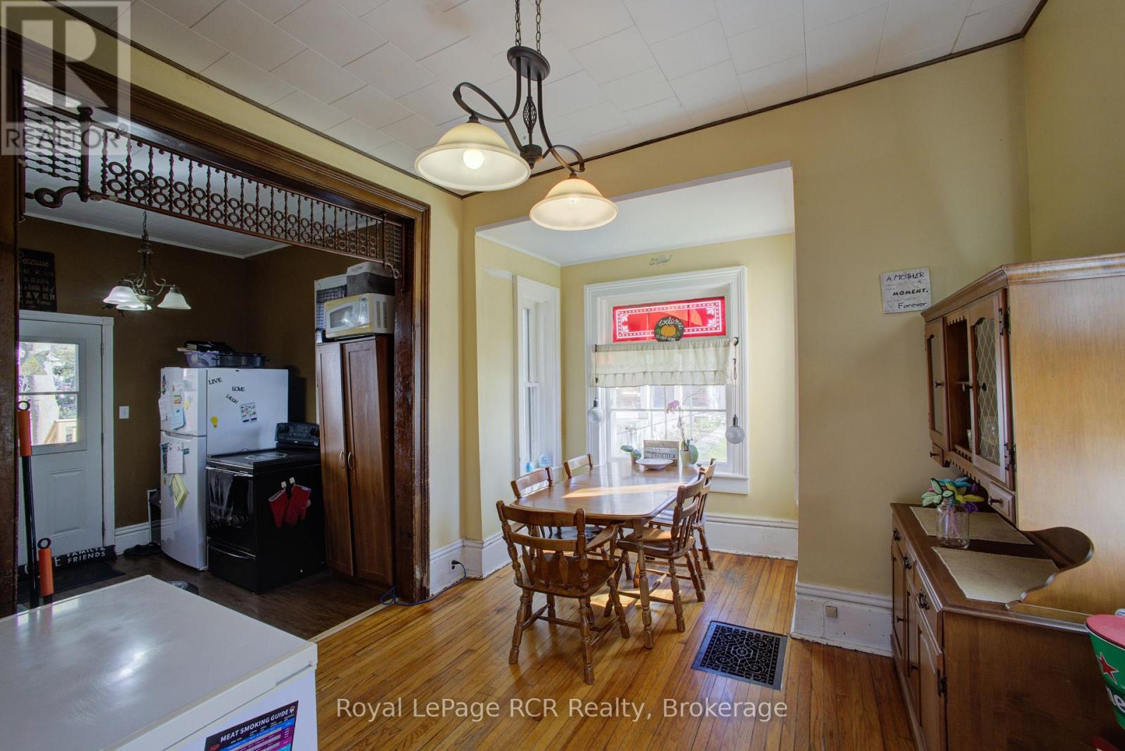 145 FREDERICK STREET E - 9
