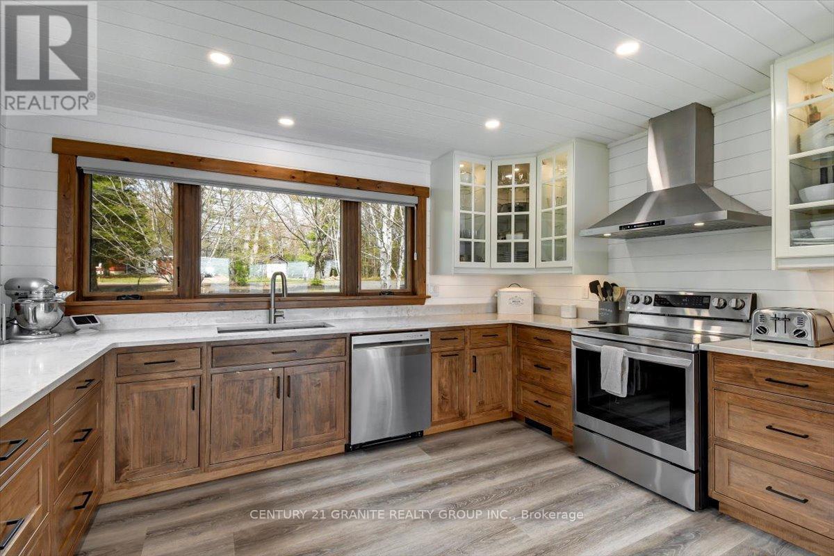 1012 BLACK ROAD - 5