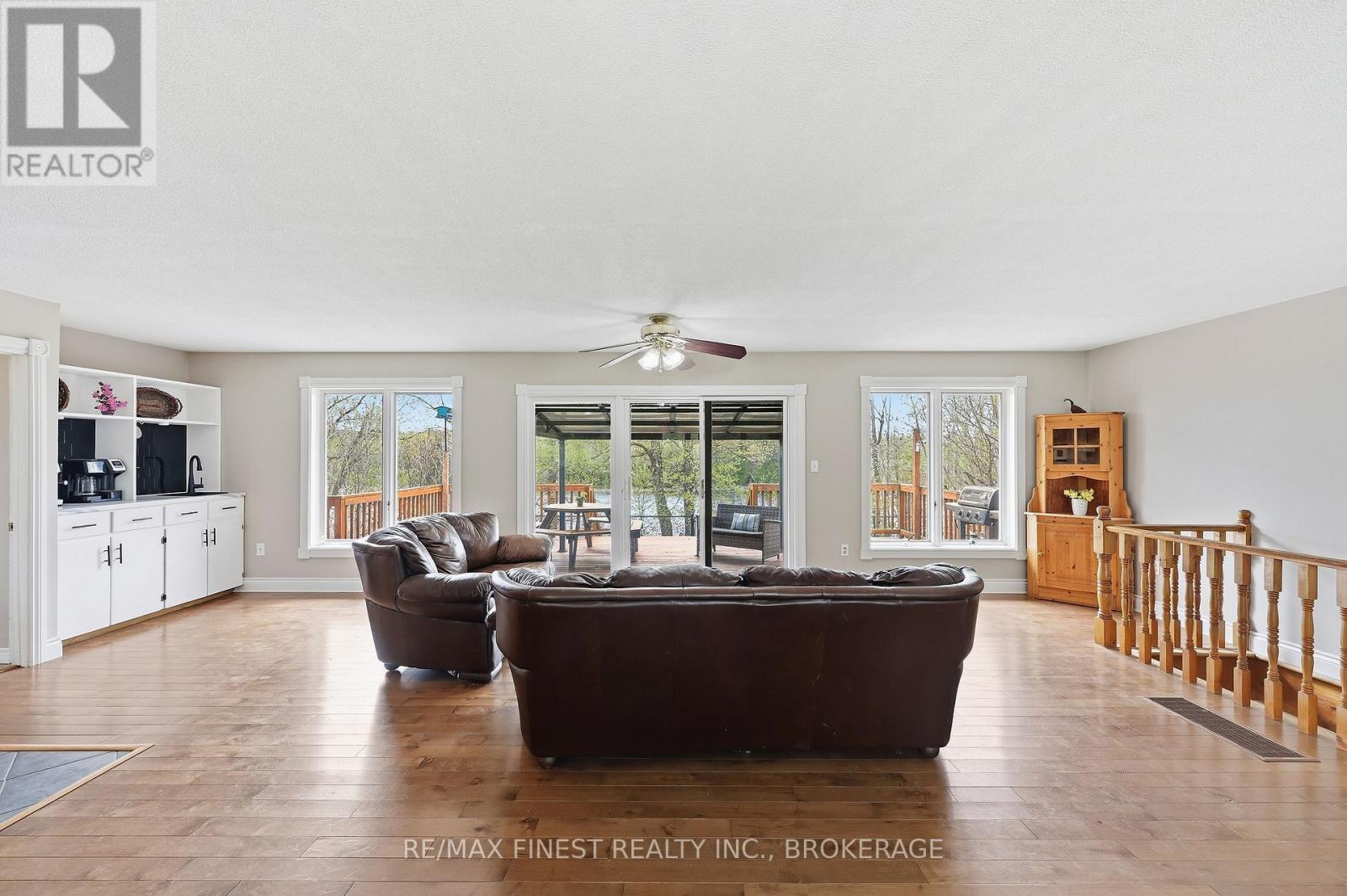 4834 BATTERSEA ROAD - 10