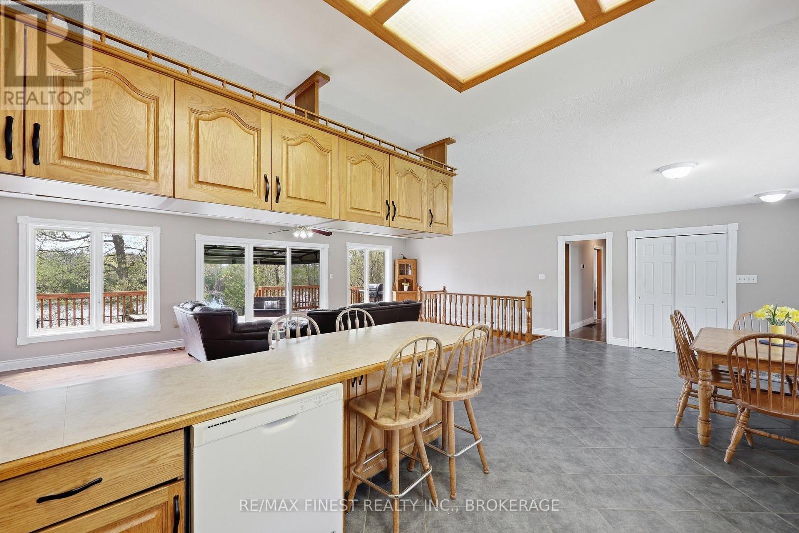 4834 BATTERSEA ROAD - 9