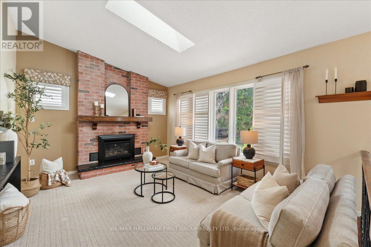 593 PRESTWICK DRIVE - 19