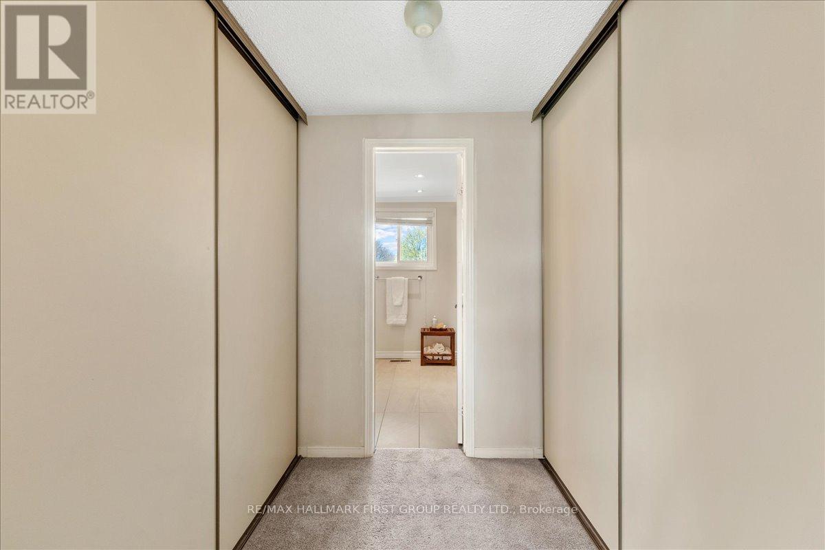 593 PRESTWICK DRIVE - 31