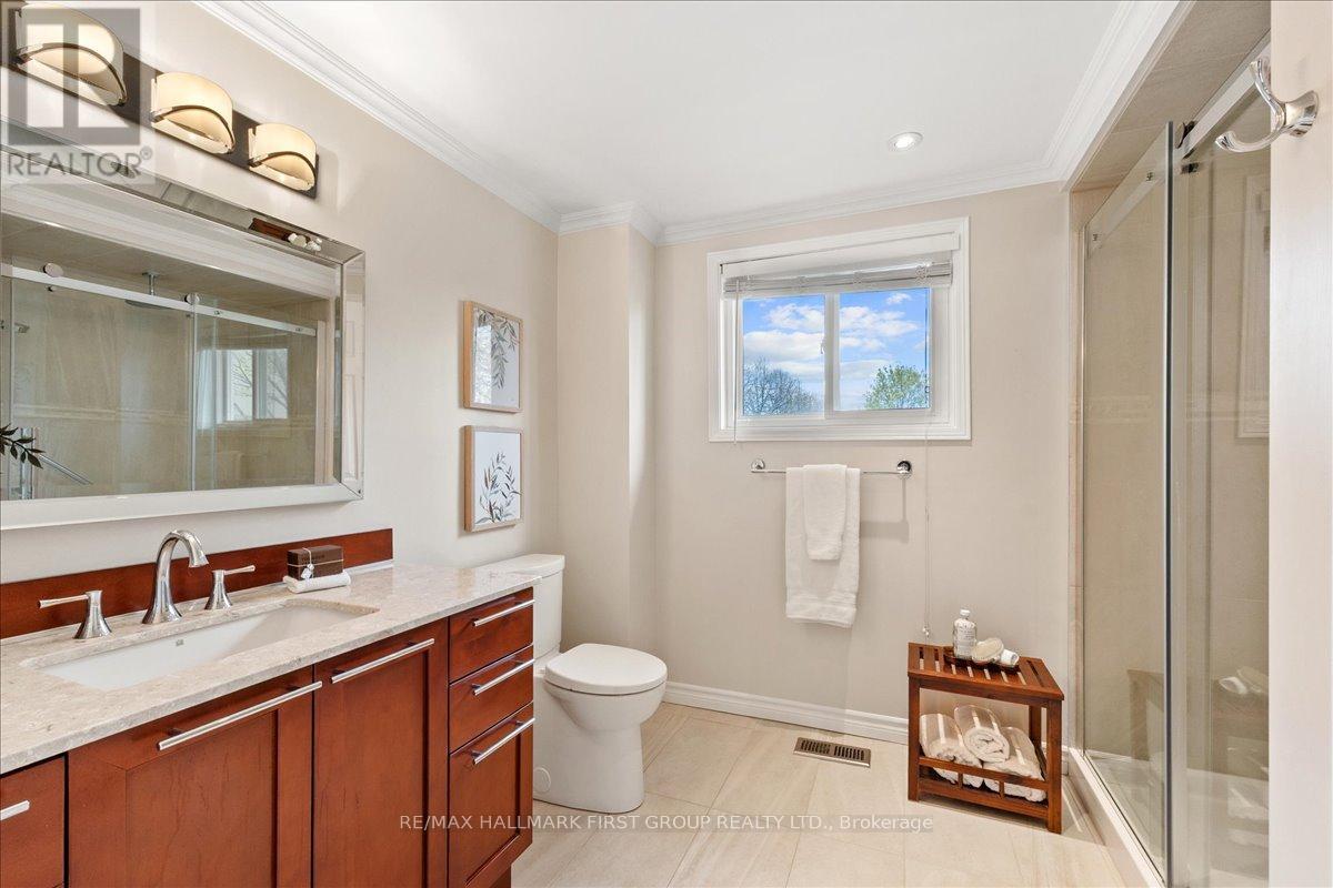 593 PRESTWICK DRIVE - 32