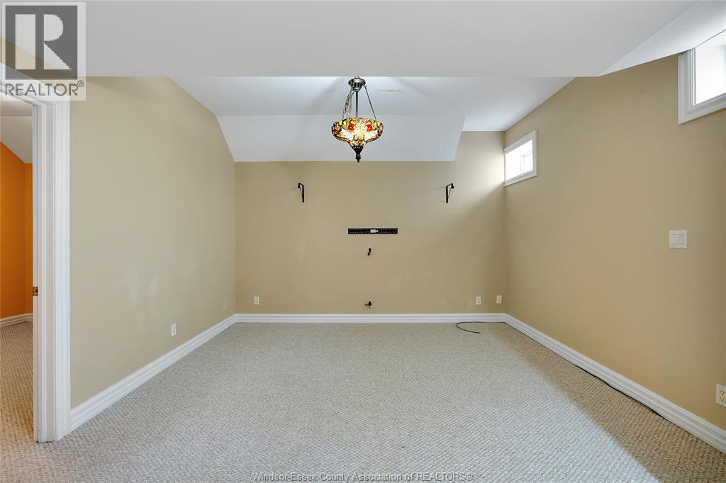 233 CRYSTAL BAY DRIVE - 27