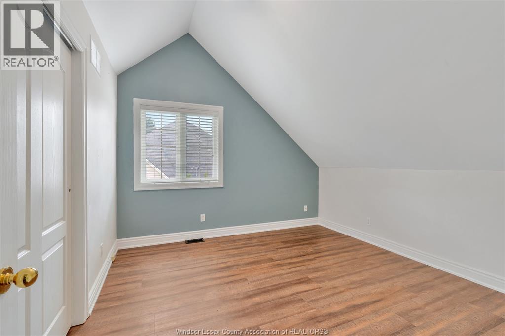 233 CRYSTAL BAY DRIVE - 19