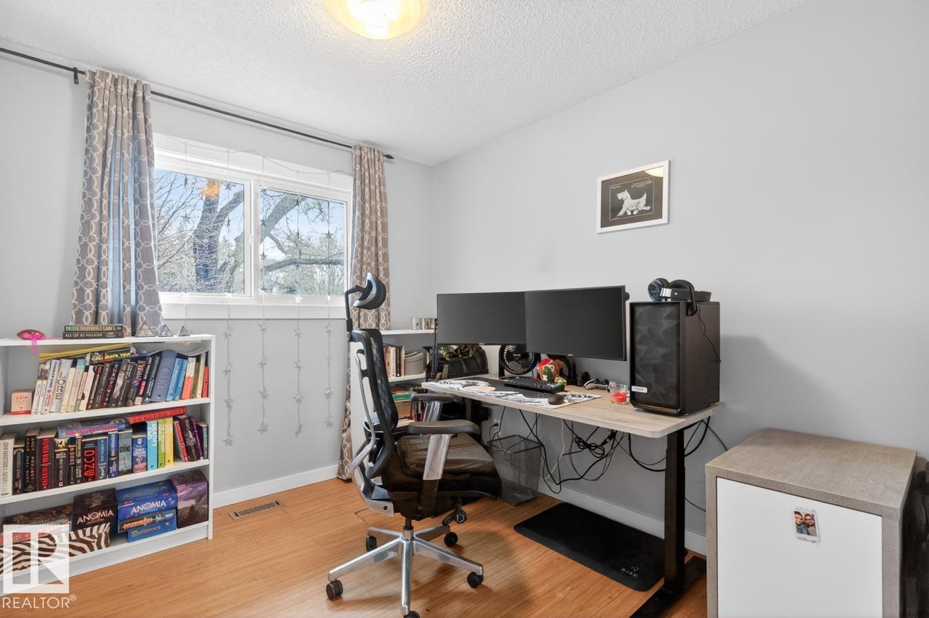 33 MISSION ST, Sherwood Park