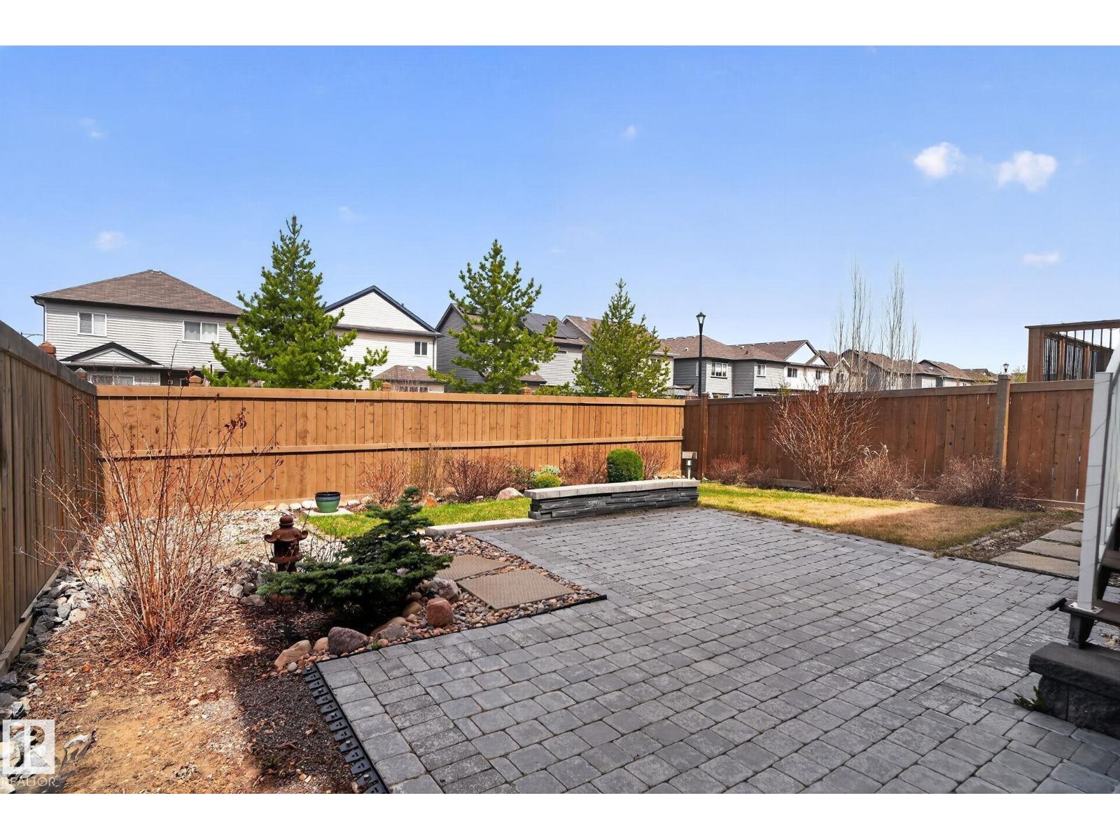 5928 19 AV SW, Edmonton