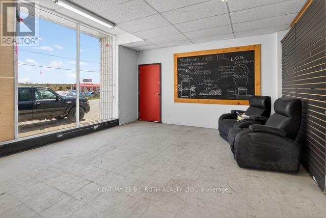 78 COLDWATER ROAD W