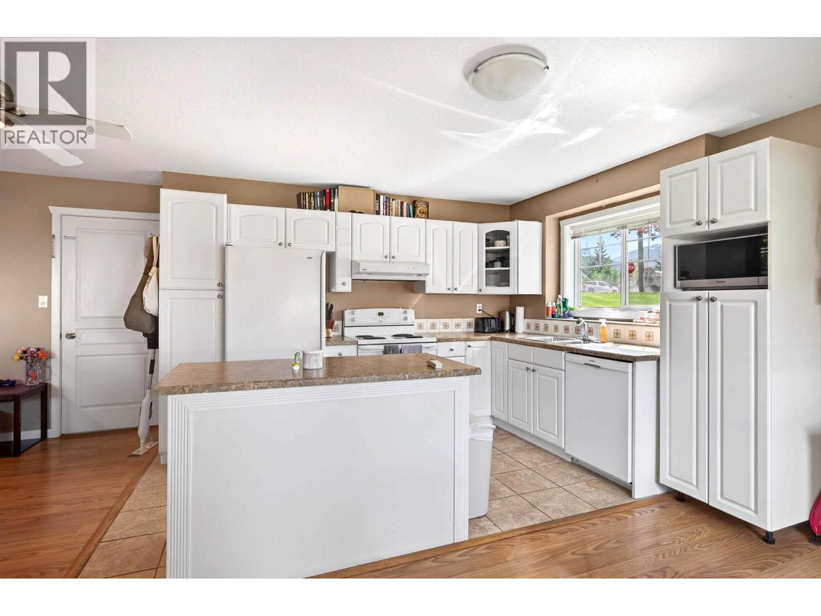 223 MURTLE Road - 34