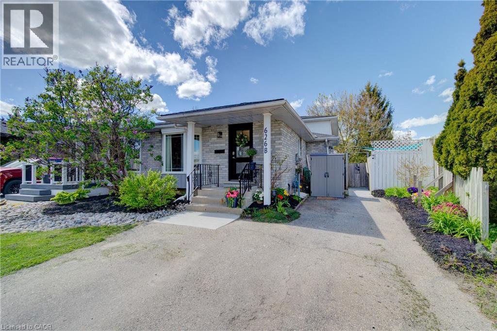 626 SETTLERSFIELD Court Unit# B, Waterloo, Ontario, N2T2K6 — Photo 3