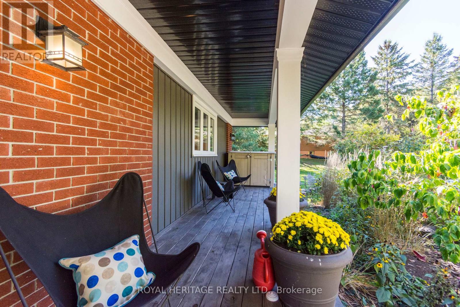 32 MALLORY ROAD - 3