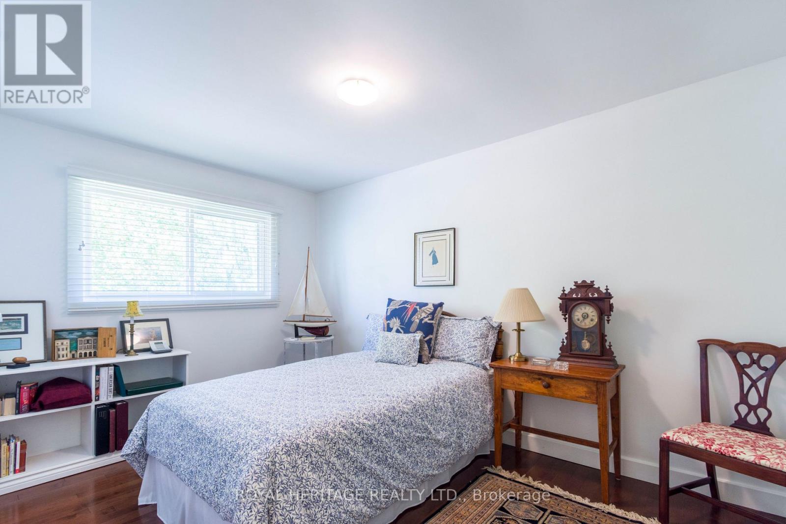 32 MALLORY ROAD - 33