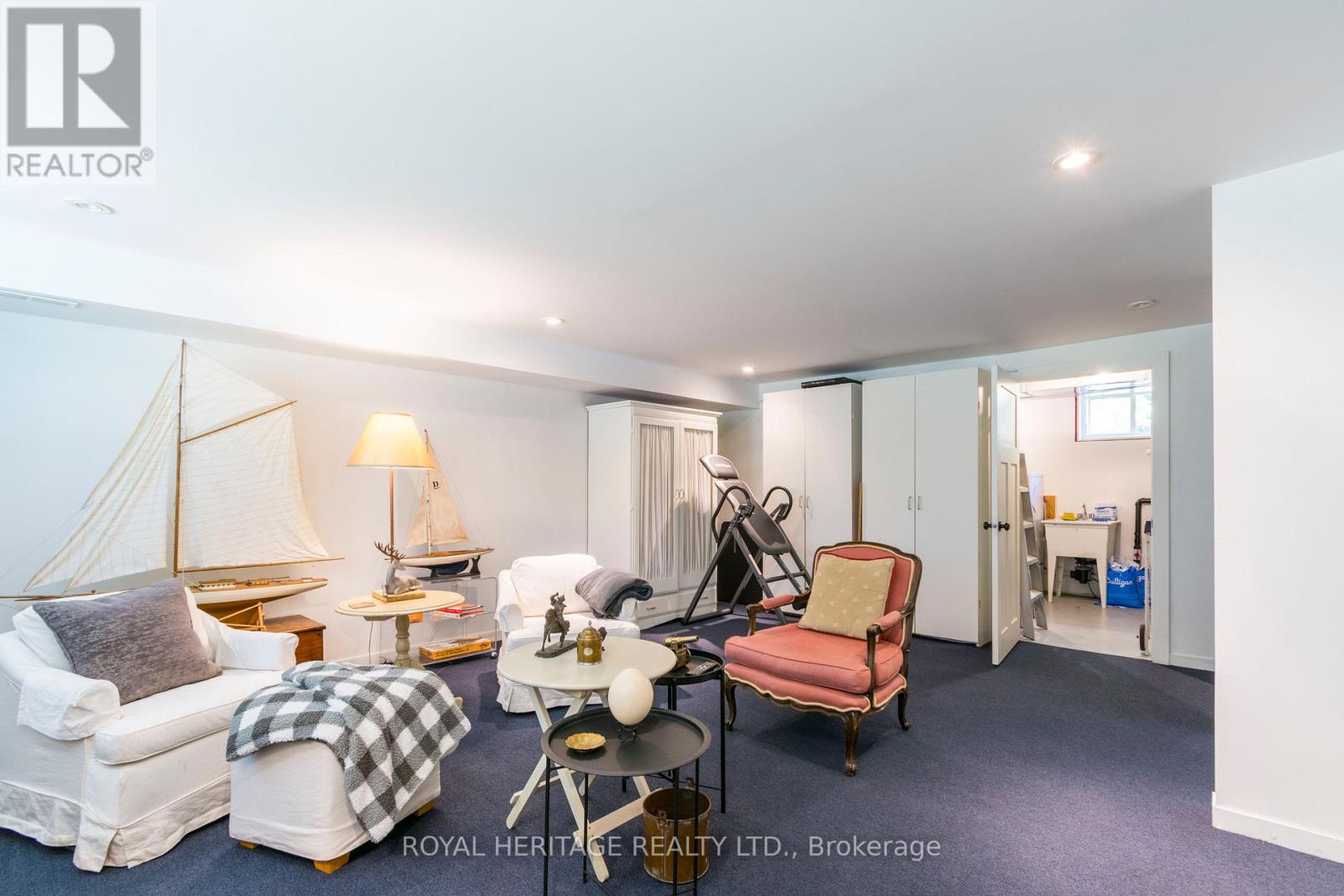 32 MALLORY ROAD - 40