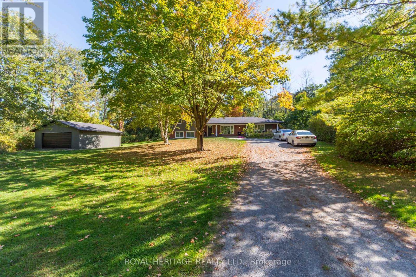 32 MALLORY ROAD - 9