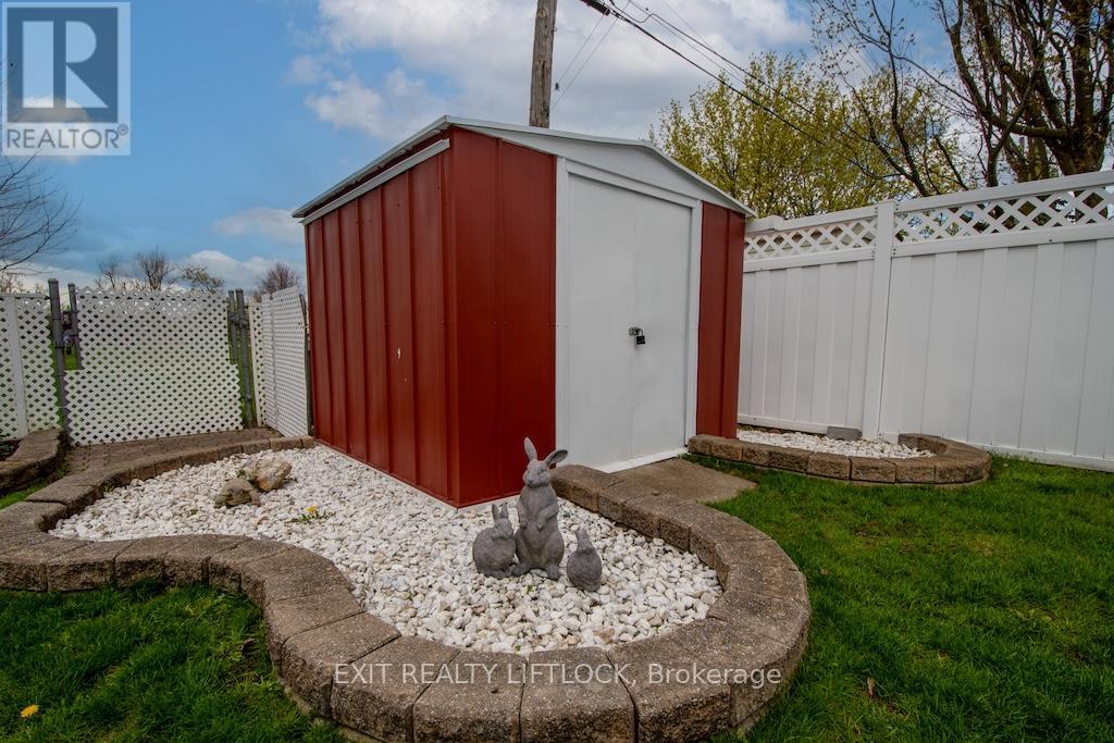 529 SHIRLEY AVENUE - 24