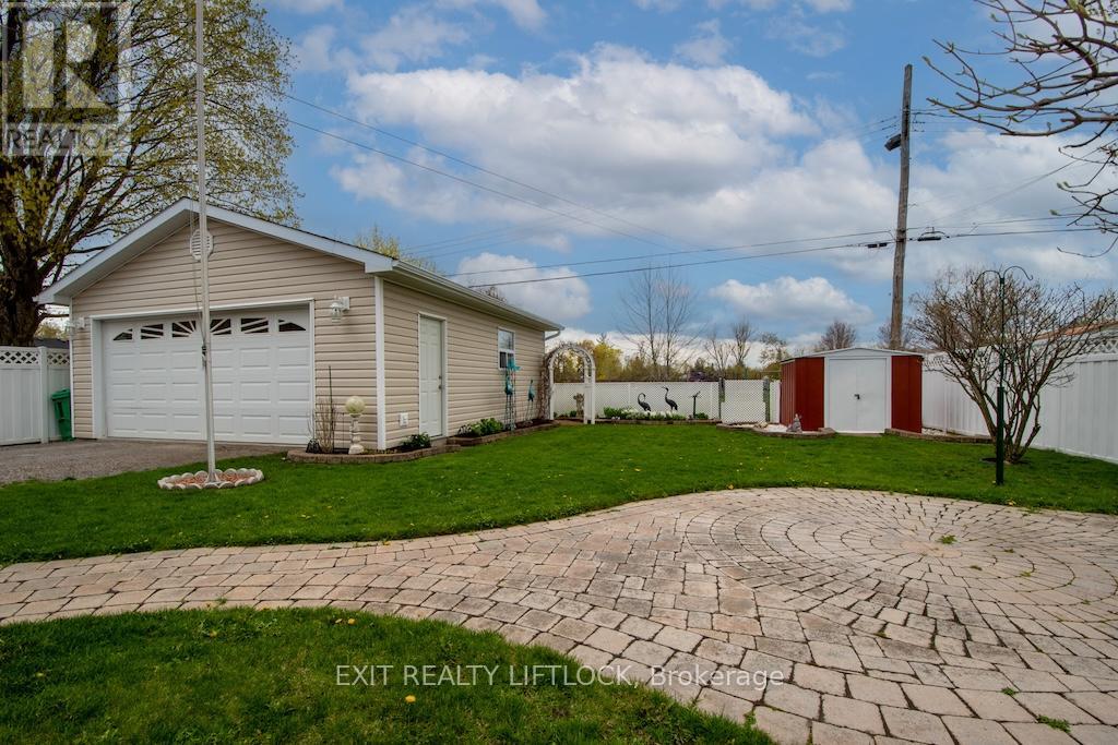 529 SHIRLEY AVENUE - 26