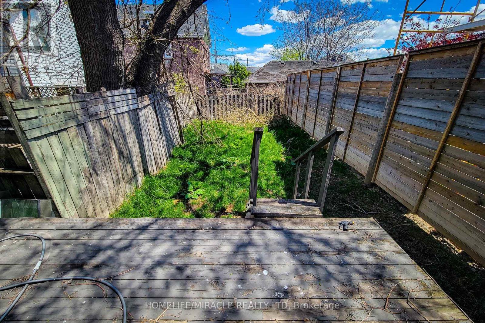 334 GAGE AVENUE - 19