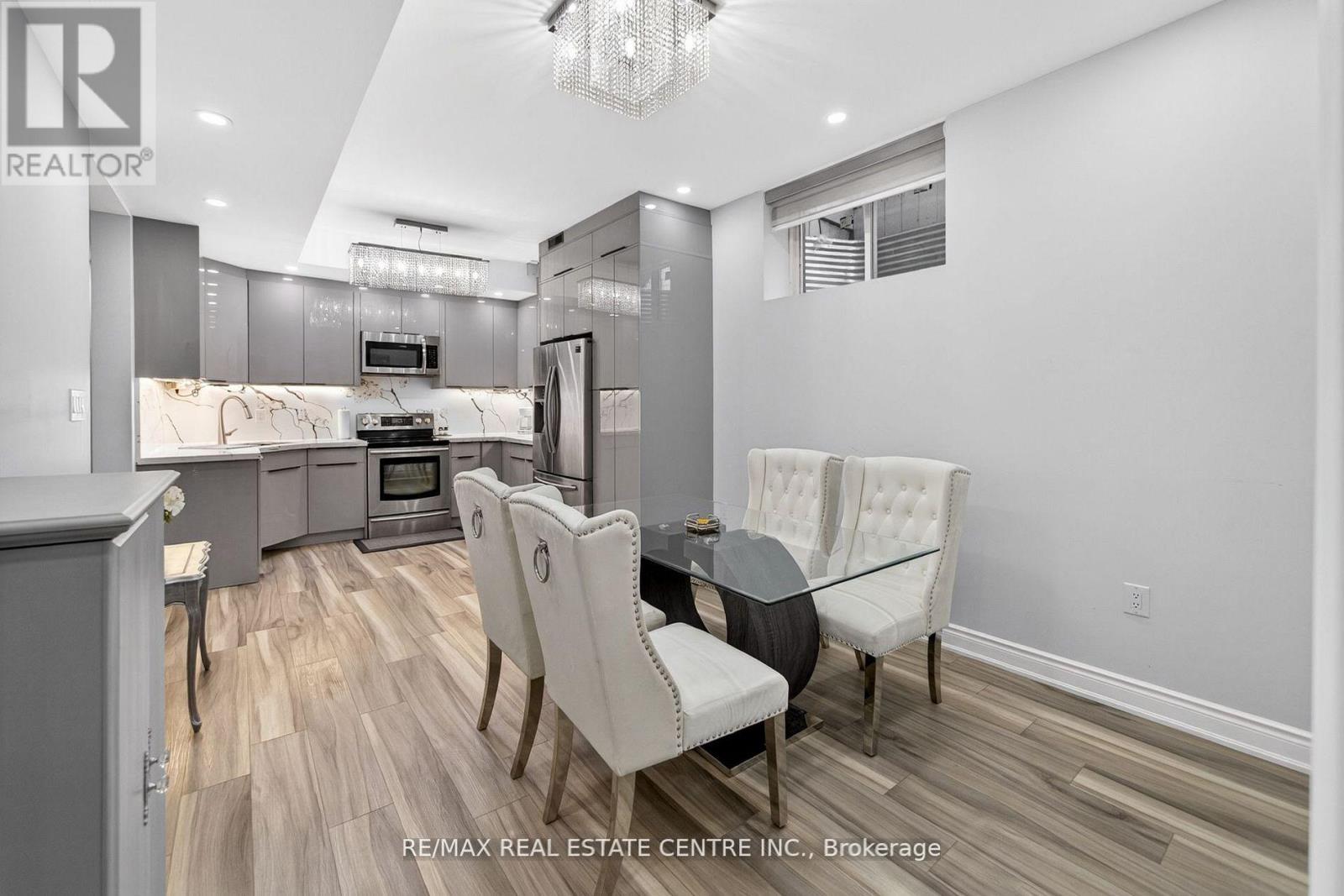 25 HIGHBURY DRIVE - 34