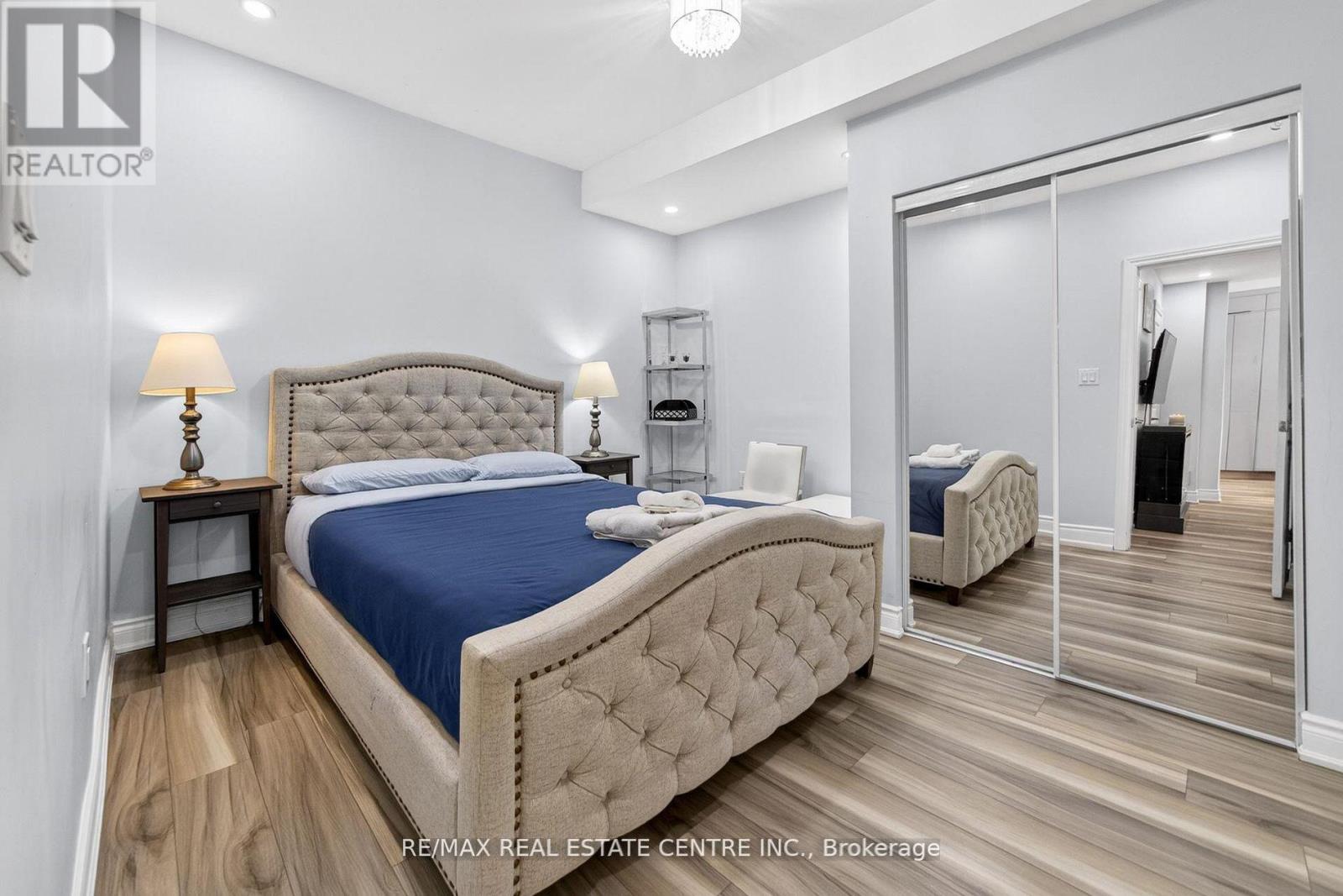 25 HIGHBURY DRIVE - 39