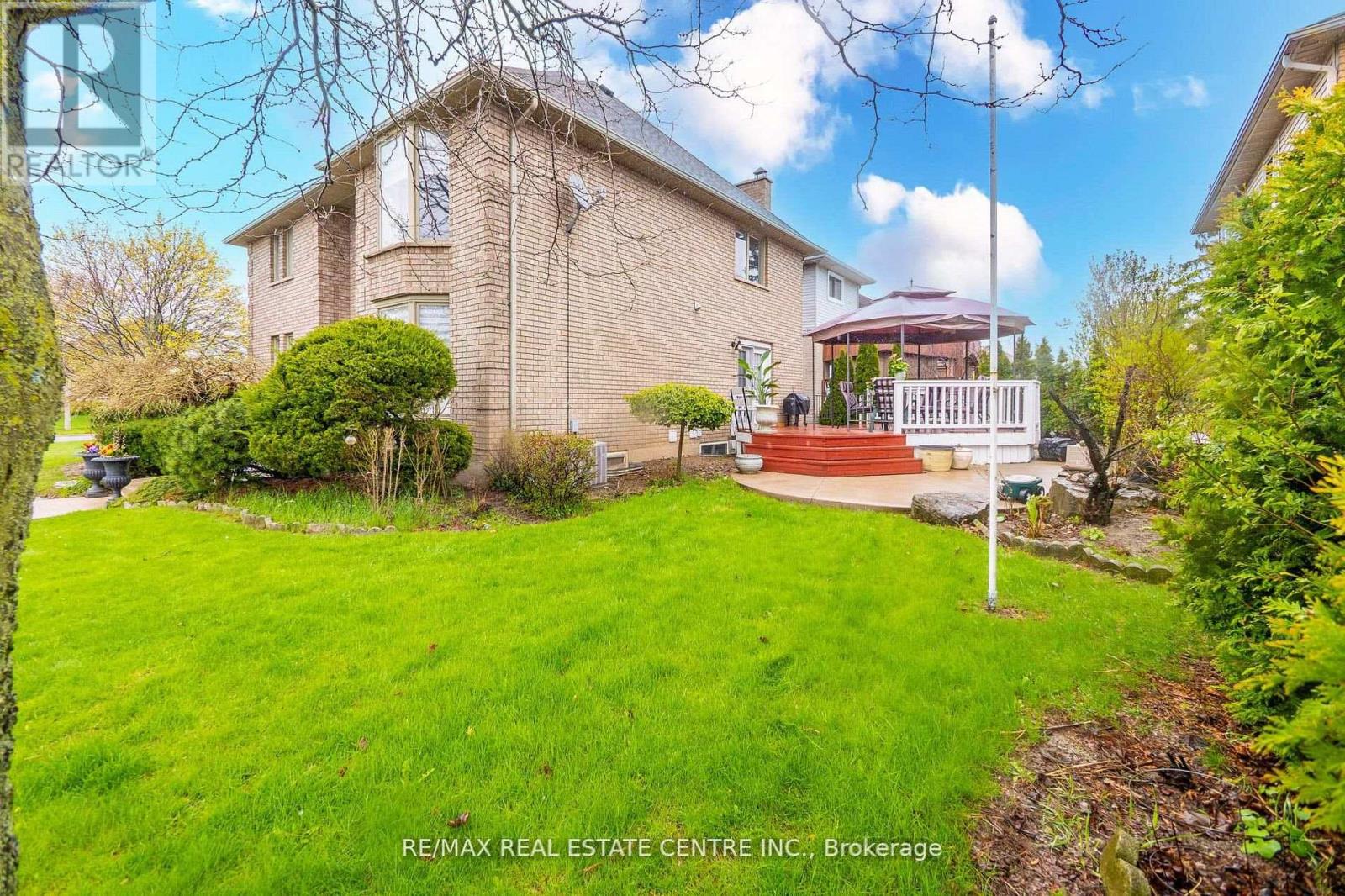 25 HIGHBURY DRIVE - 45