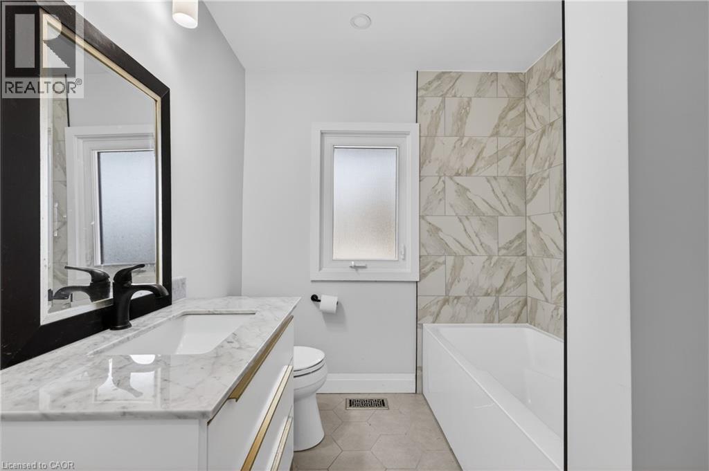 515 BOBBYBROOK Drive - 33