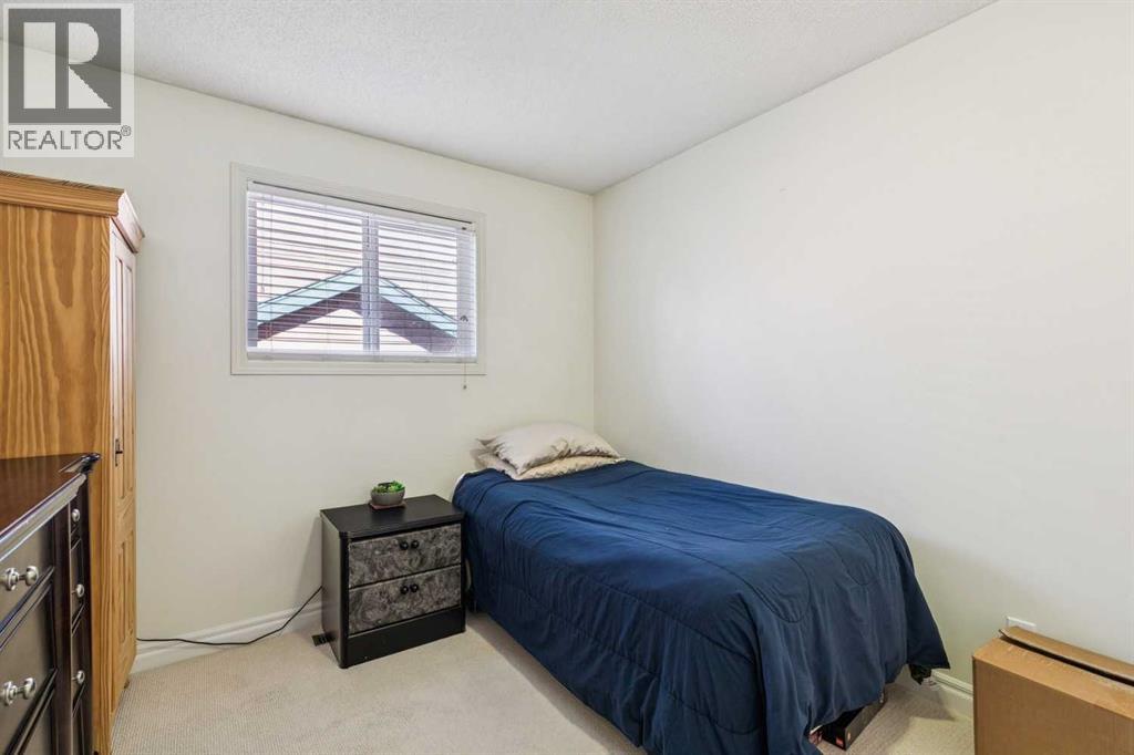 65 Shawinigan Way SW — photo 22