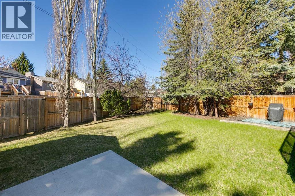 65 Shawinigan Way SW — photo 43