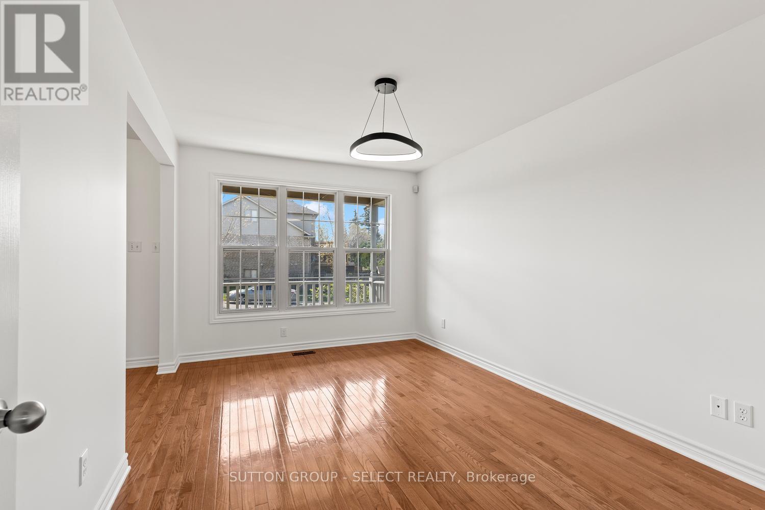 176 BUTTERCUP COURT - 6
