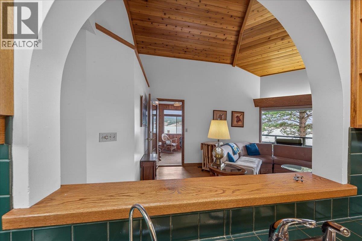 2376 Ruault Road, Invermere