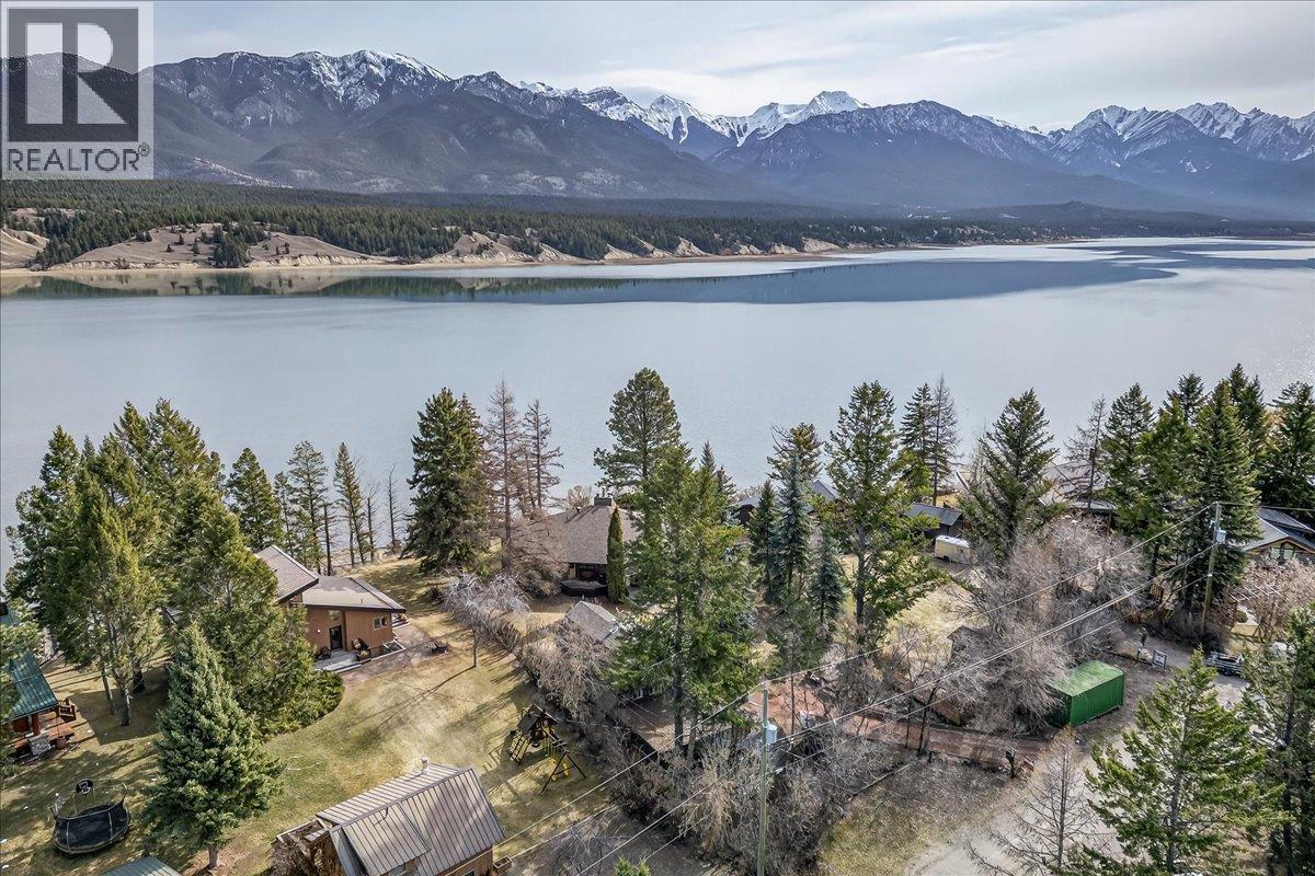 2376 Ruault Road, Invermere