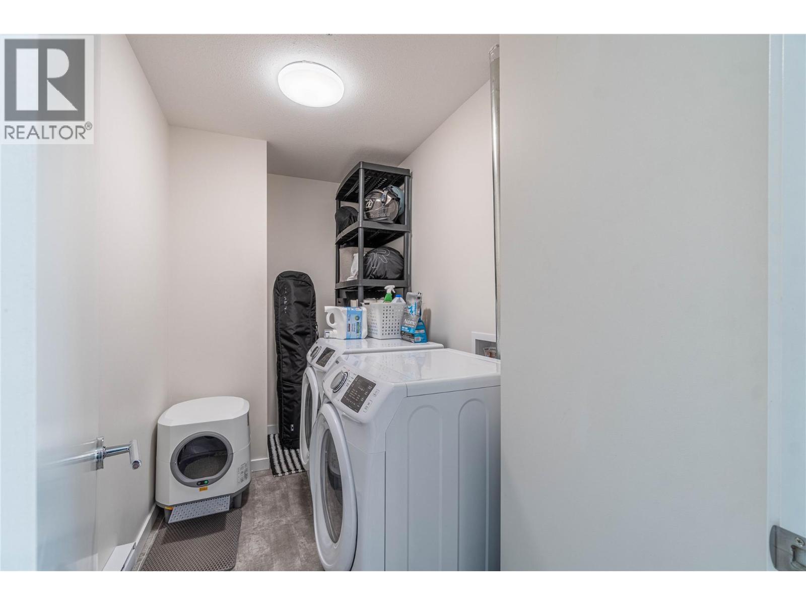 #312 1880 HUGH ALLAN Drive - 14