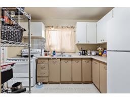 11 - 21 Four Winds Drive, Toronto, ON M3J1K7 Photo 12