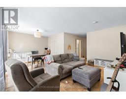 Bedroom 3 - 11 - 21 Four Winds Drive, Toronto, ON M3J1K7 Photo 6