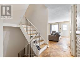 11 - 21 Four Winds Drive, Toronto, ON M3J1K7 Photo 16
