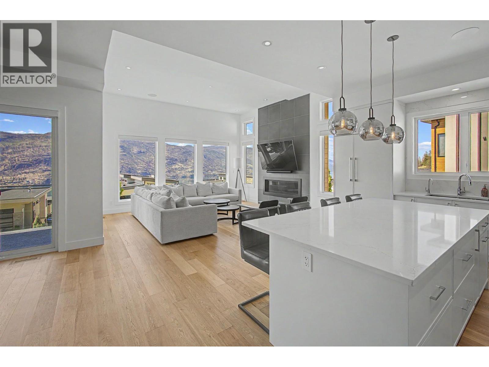 541 Clifton Court, Kelowna