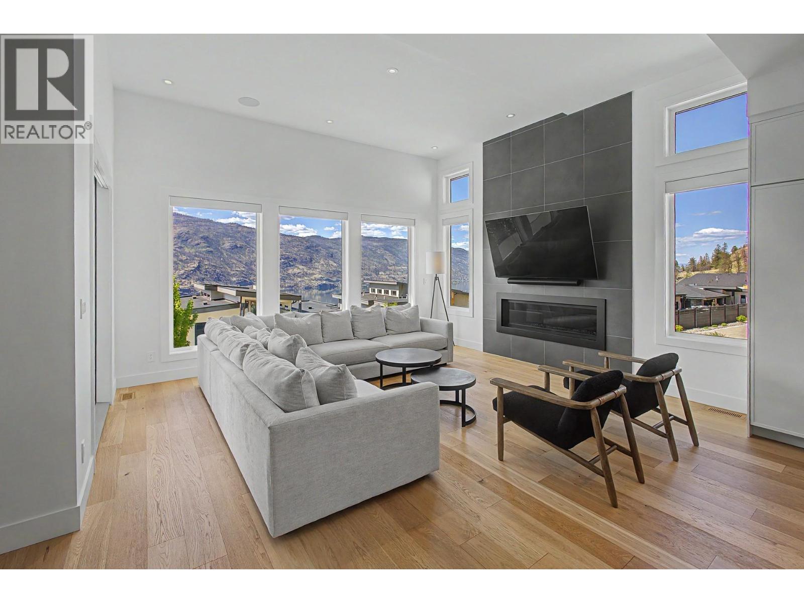 541 Clifton Court, Kelowna