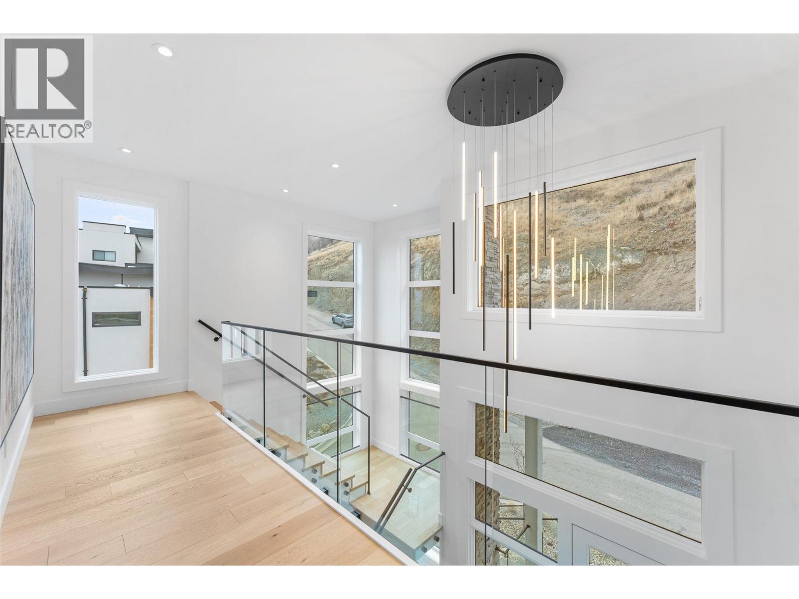 541 Clifton Court, Kelowna