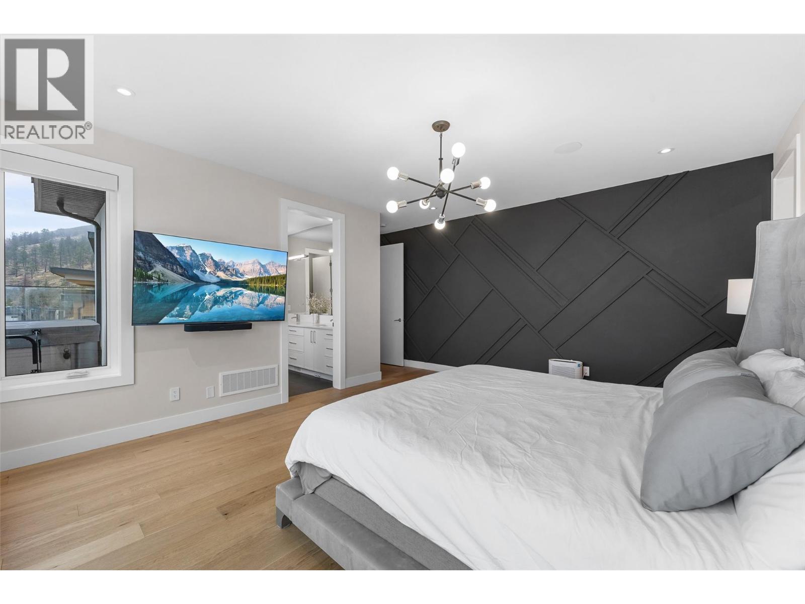 541 Clifton Court, Kelowna