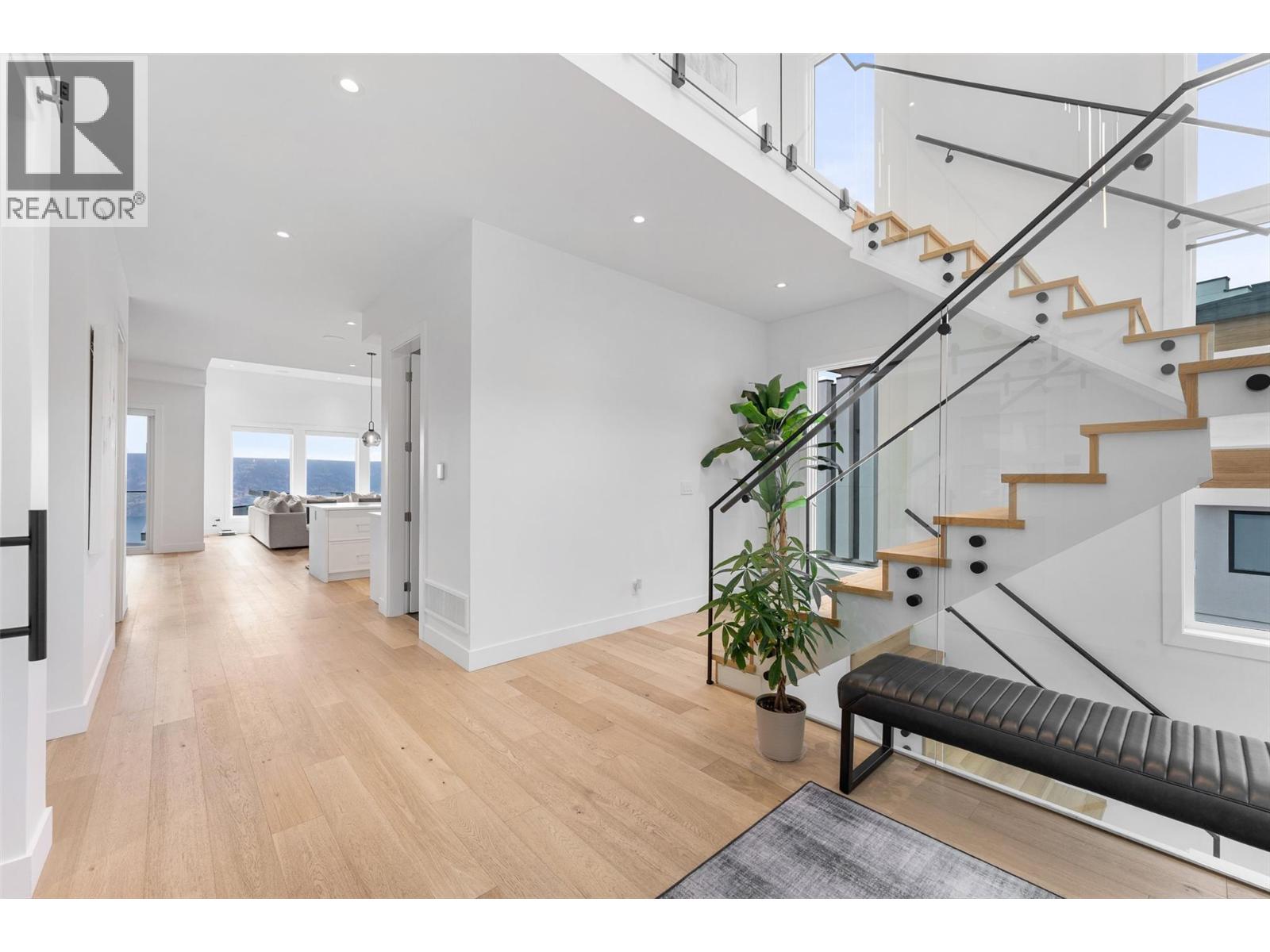 541 Clifton Court, Kelowna