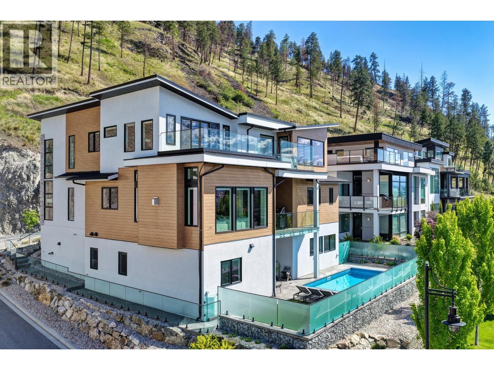 541 Clifton Court, Kelowna