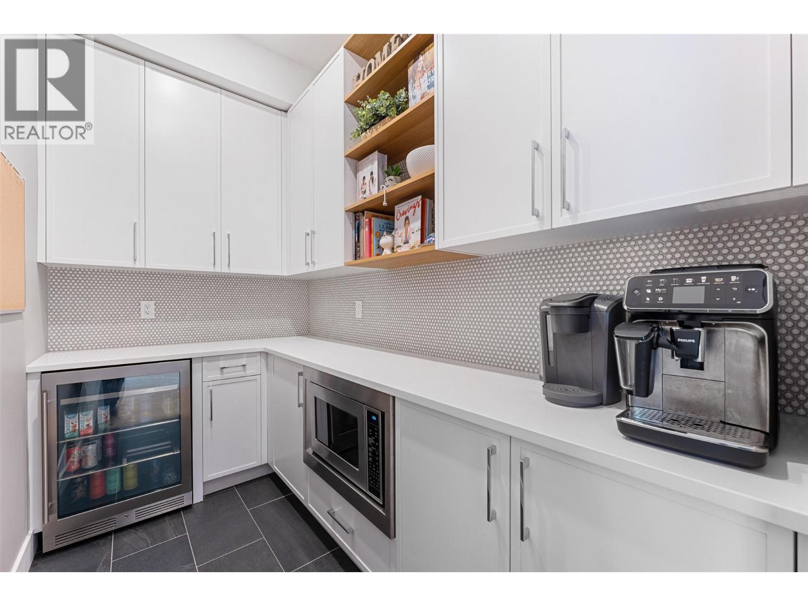 541 Clifton Court, Kelowna