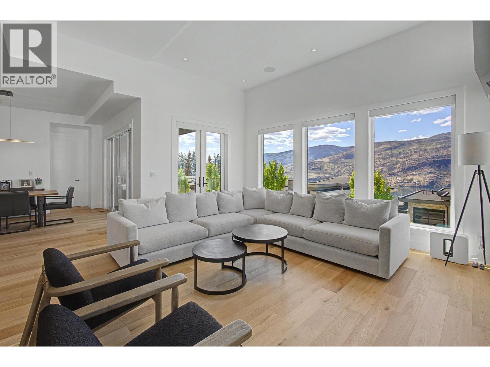 541 Clifton Court, Kelowna