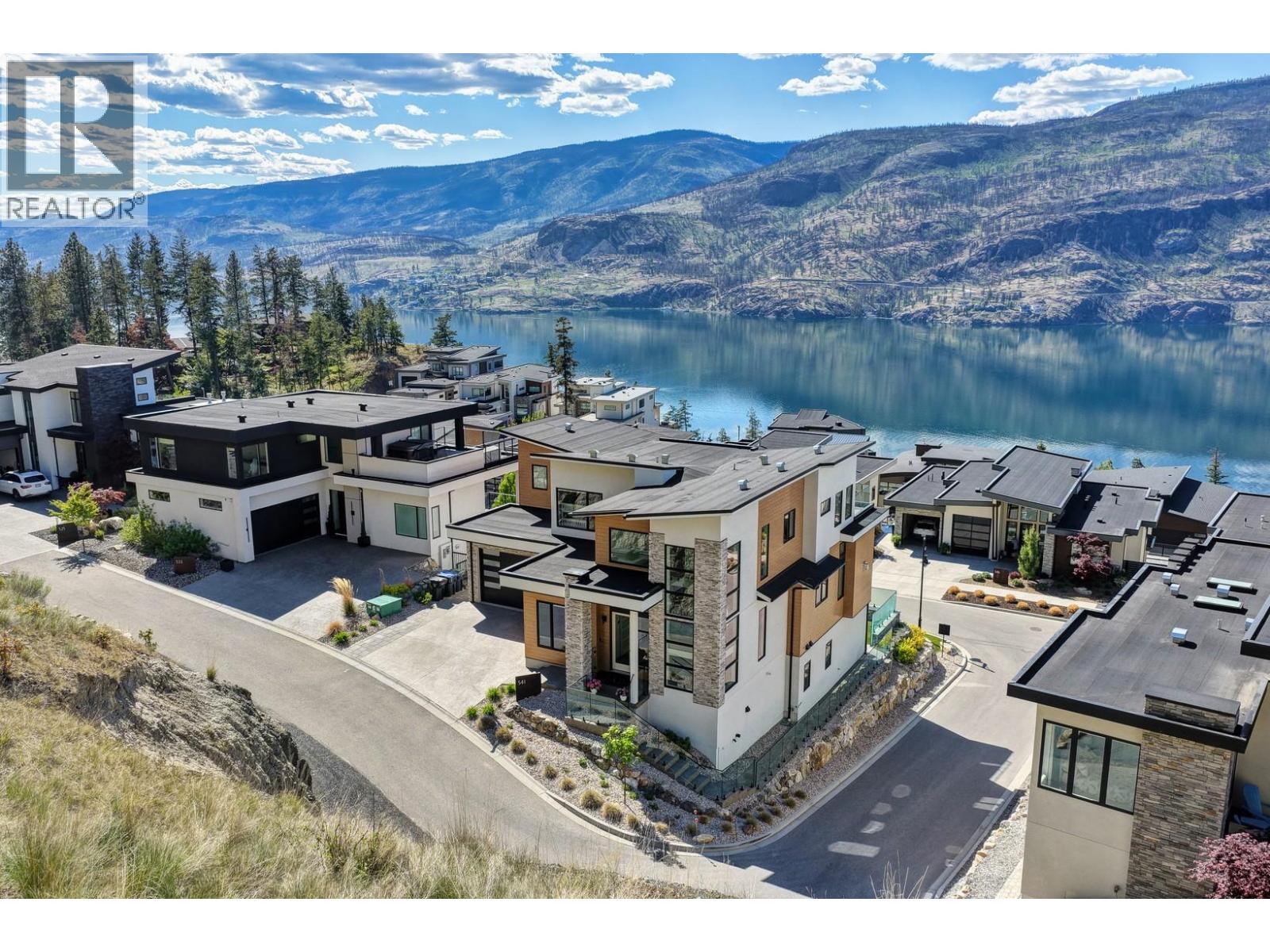 541 Clifton Court, Kelowna