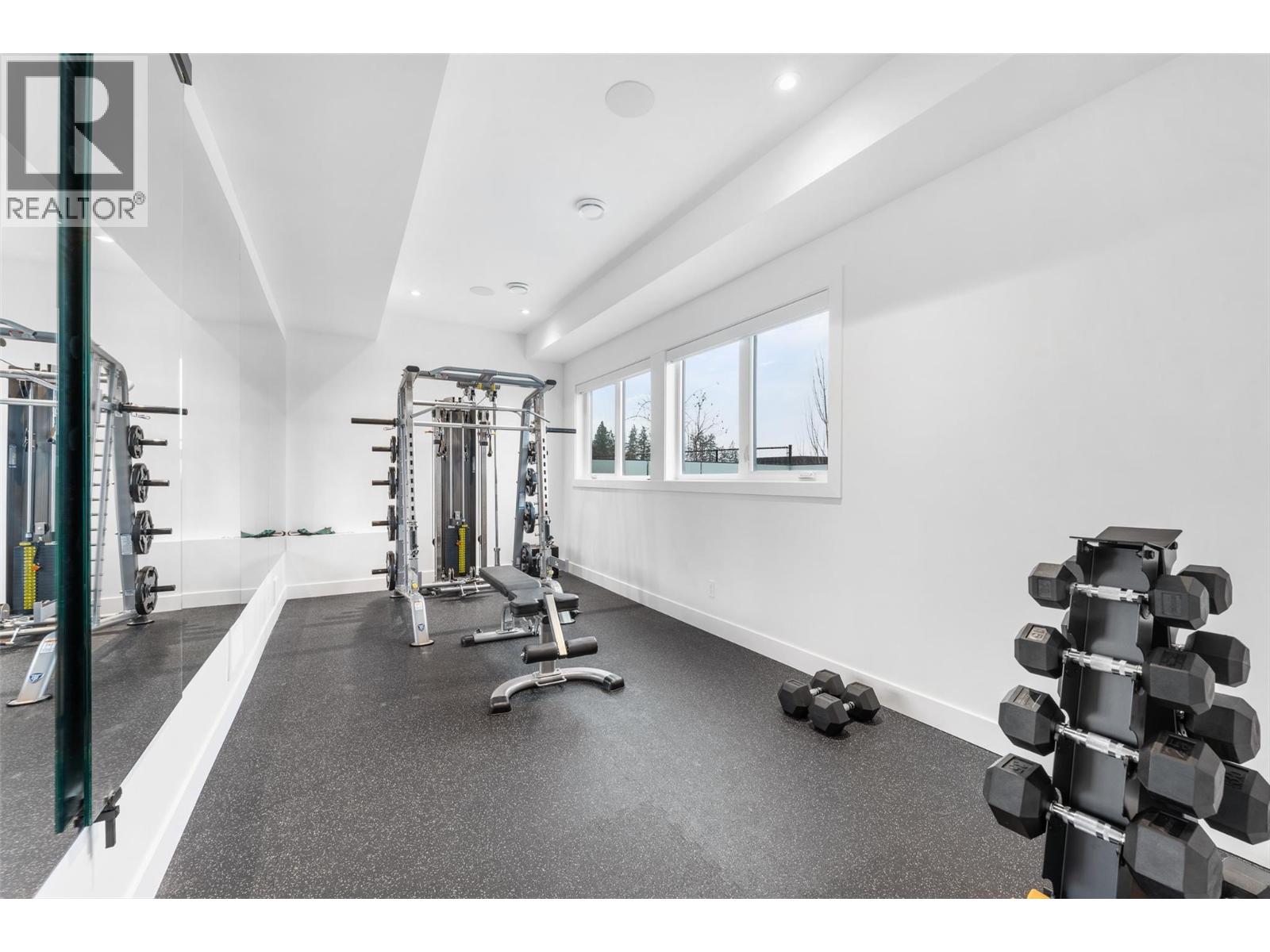 541 Clifton Court, Kelowna