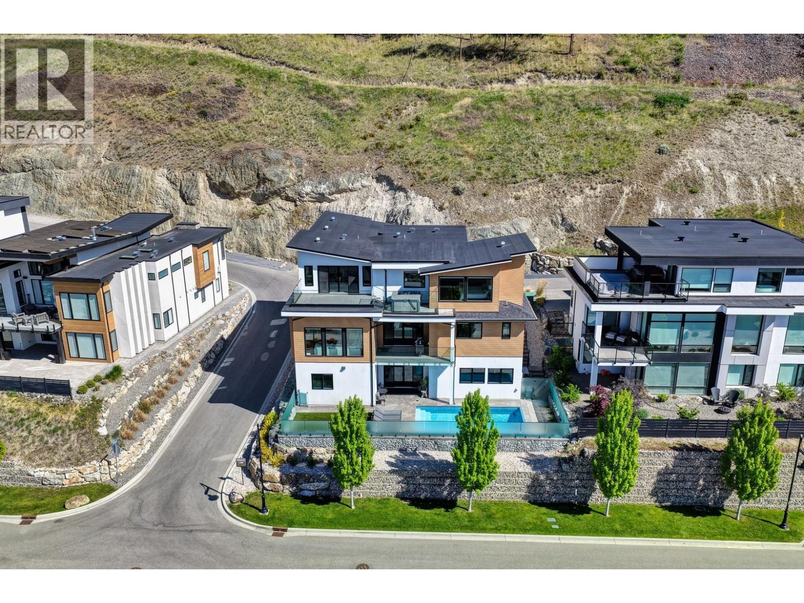 541 Clifton Court, Kelowna