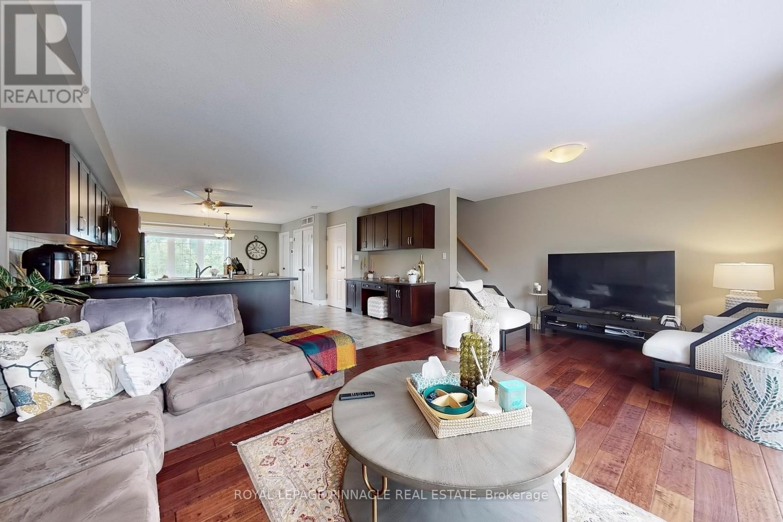 #3 275 OLD HURON ROAD - 12