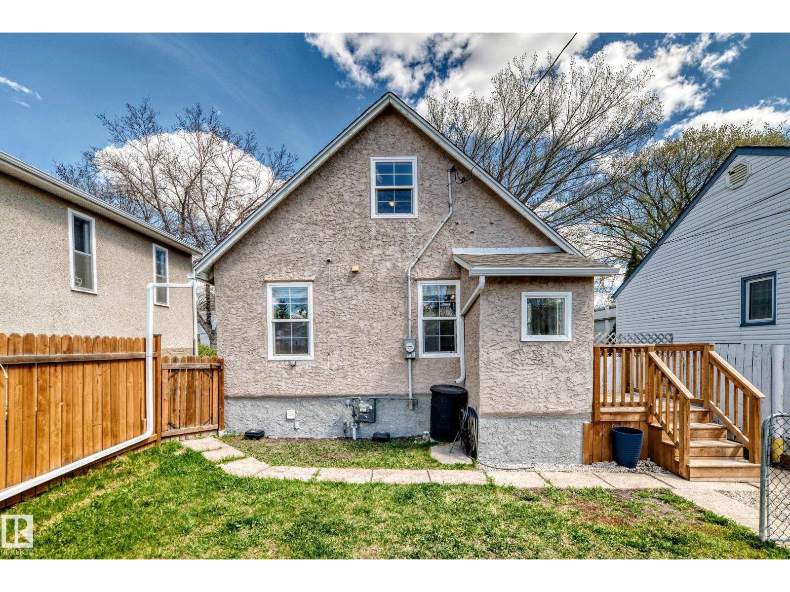 11942 62 ST NW, Edmonton