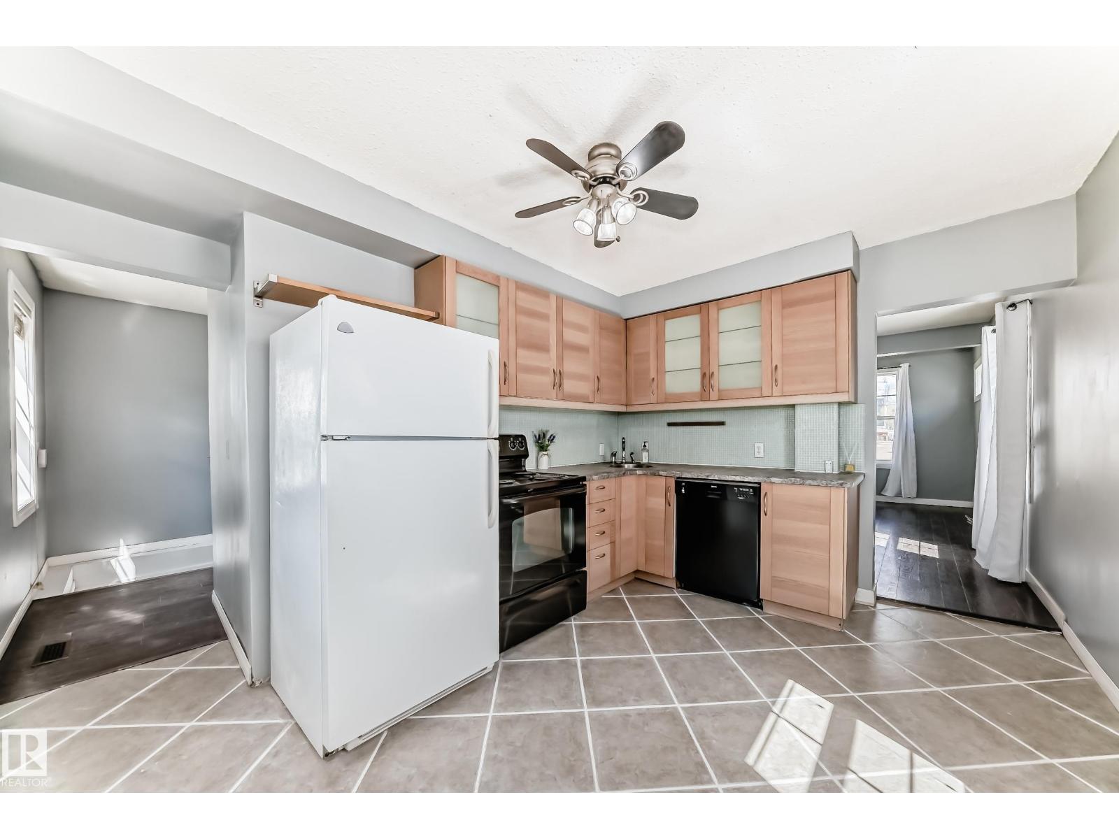 11942 62 ST NW, Edmonton