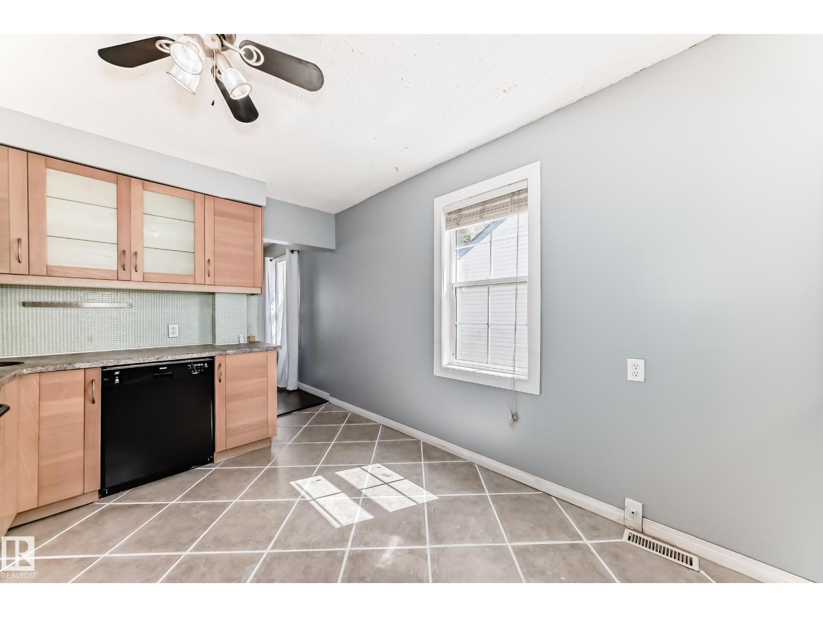 11942 62 ST NW, Edmonton